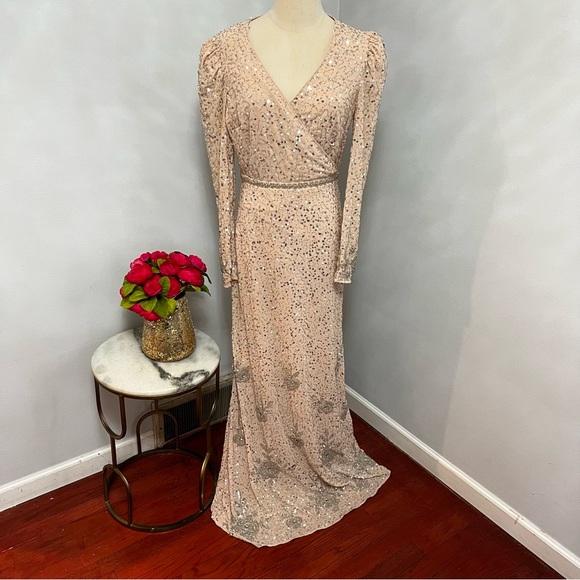 MAC DUGGAL Long Sleeve V-neck Sequin Gown In Nude & Silver -New With Tag-Reemoly - Picture 1 of 17